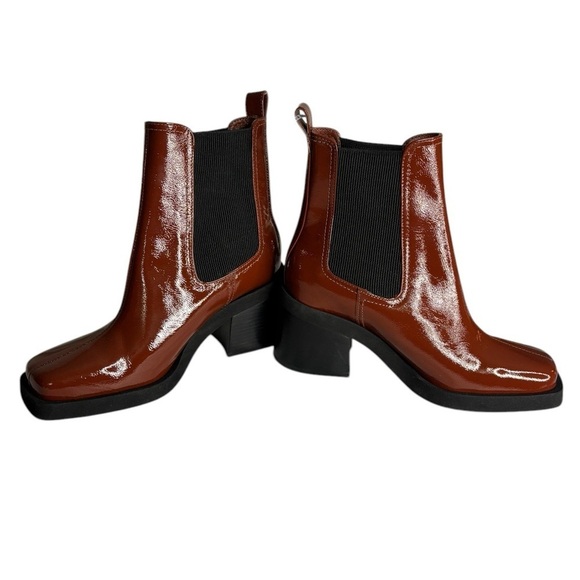 NWOT Gianni Bini Banks Crinkle Patent Double Gore Square Toe Booties Size 6 - Picture 6 of 9